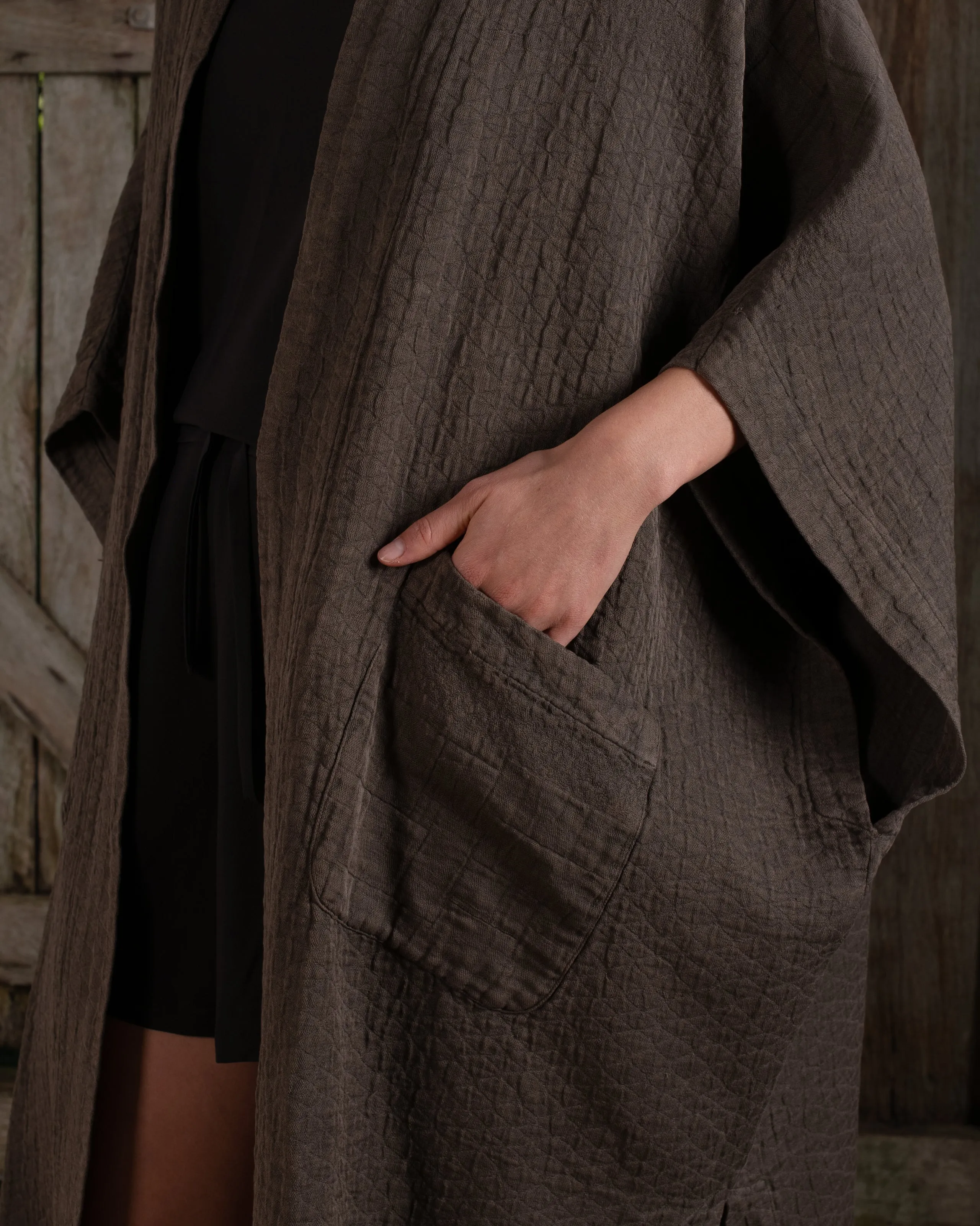 Sleeveless Kimono w/ Belt Jacquard Chocolate